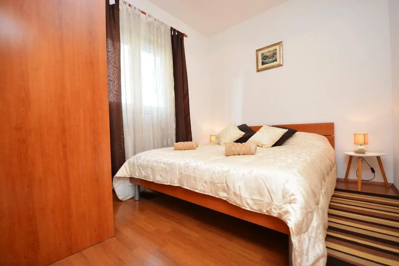 Apartment Zita Zadar