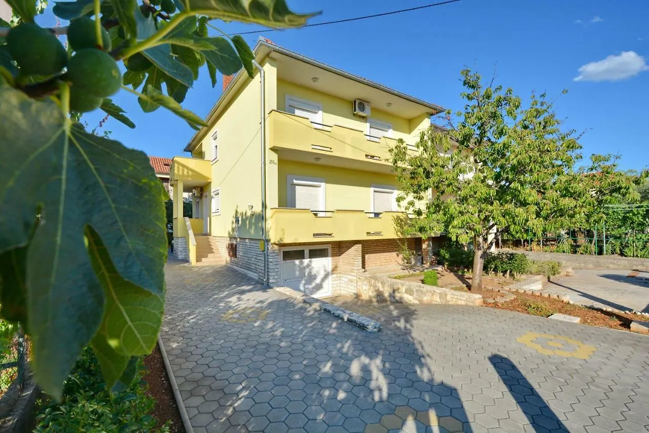 Apartment Zita Zadar